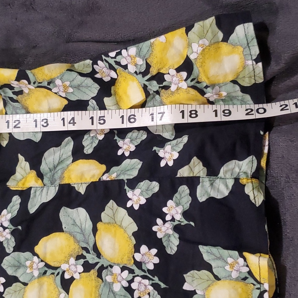 Hell bunny lemon top size small/medium - Picture 6 of 6